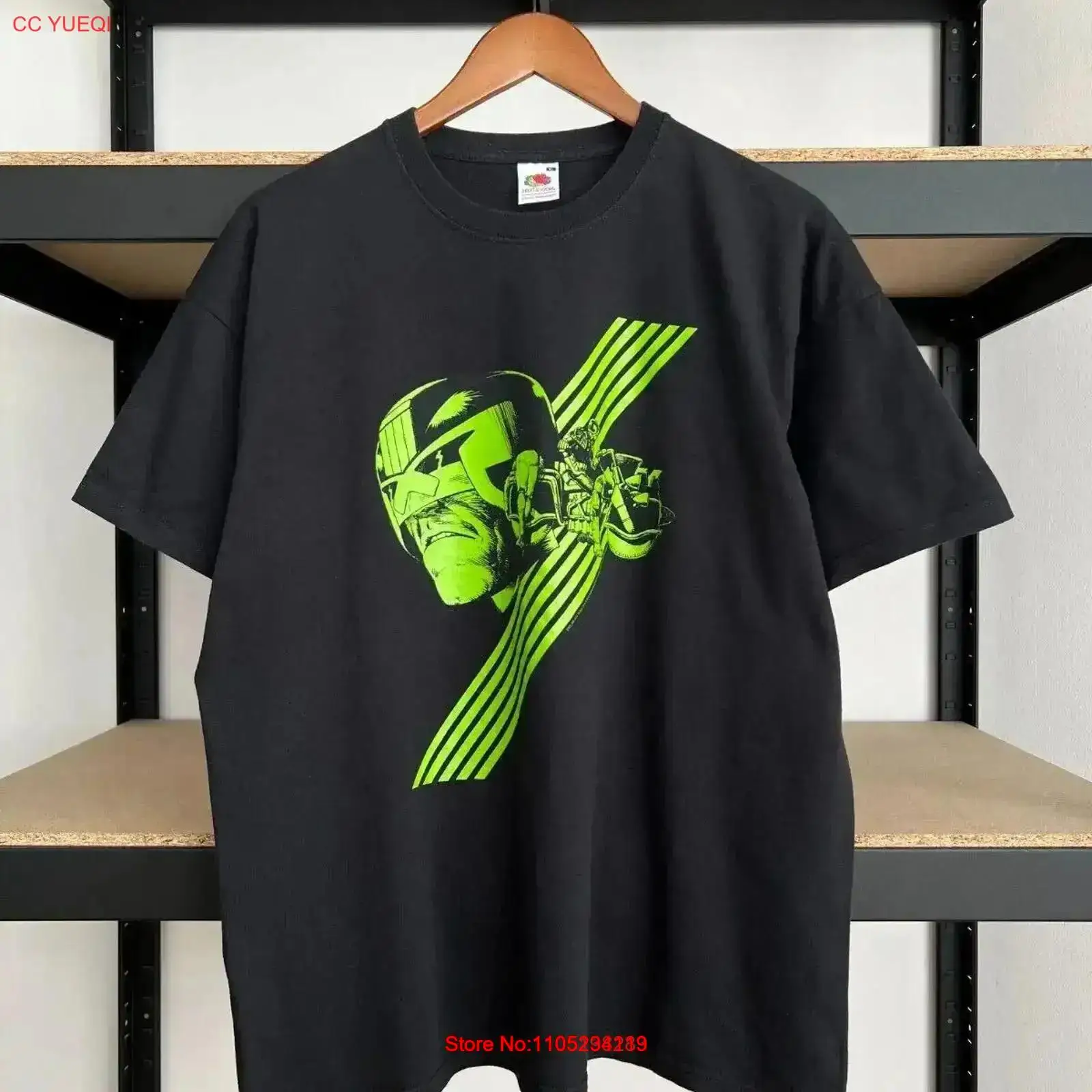 Vintage 2000s Judge Dredd Movi - Mens Fashion In The 2000S recension och pris