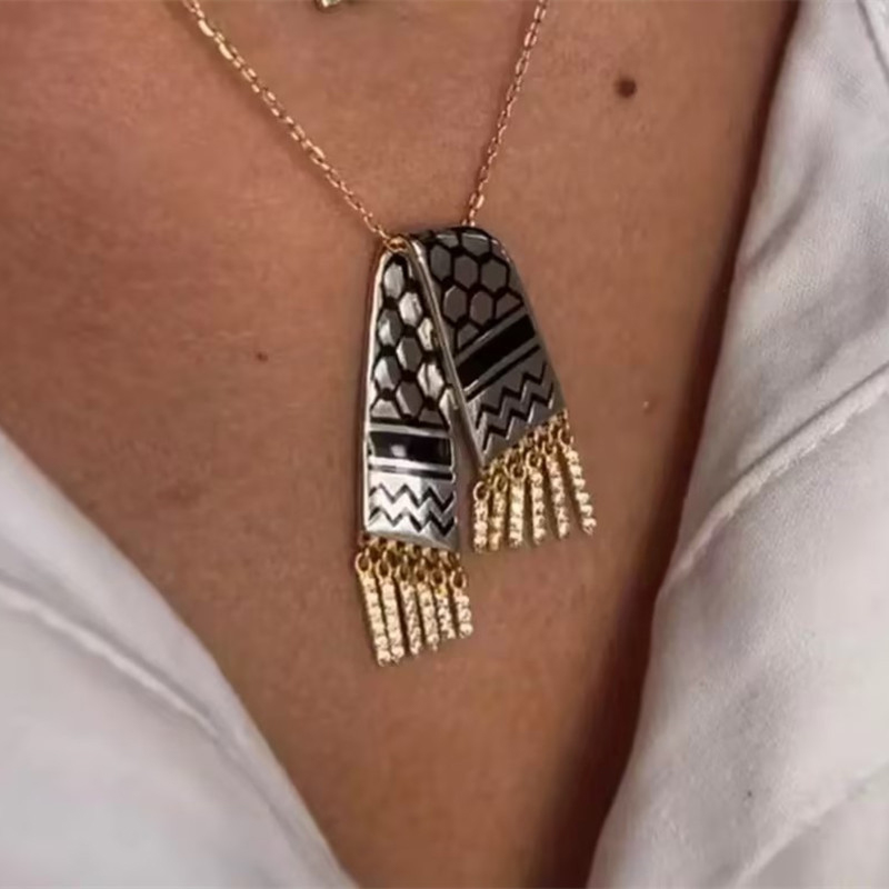 Stainless Steel Scarf Shape Zi - Men'S Fashion Qatar recension och pris